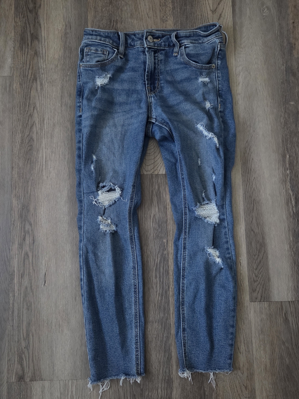 Old Navy Mid Rise Rockstar Super Skinny Distressed Jeans Size 4 Short